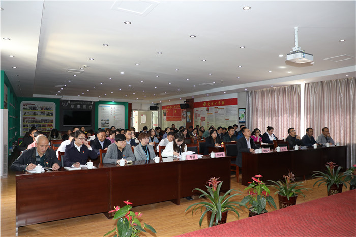 开云体育醫療黨委積極開展“不忘初心、牢記使命”主題教育和“不忘合作初心，繼續攜手前進”主題教育